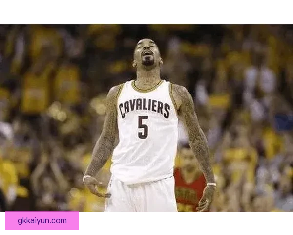 埃斯球队进攻火力全开，新赛季表现亮眼状态回暖