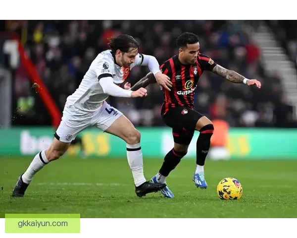 英超卢顿哈特斯状态回暖,近期表现值得关注 英超卢顿哈特斯状态回暖,近期表现值得关注